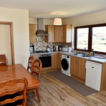 Sea View Apartment Downings Exterior foto